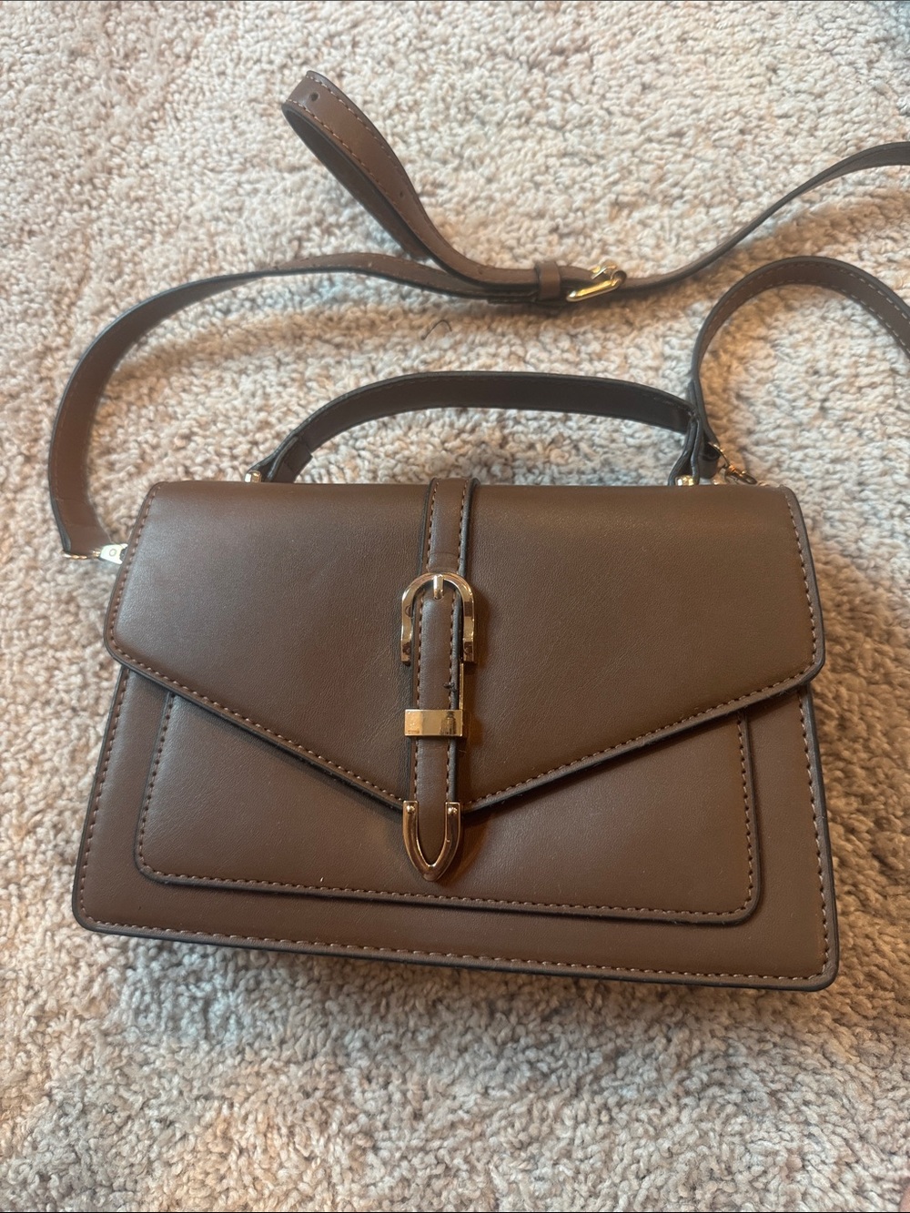 Structured Brown Leather Crossbody Bag with Gold Accent
